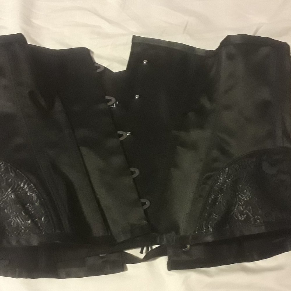 Corsetstory 32" black underbust corset